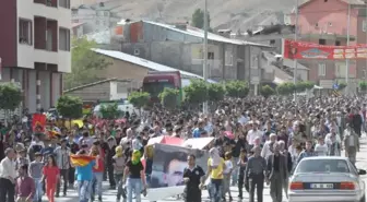 Hakkari'de PKK'lı Cenazesi Gerginliği, Kepenkler Açılmadı (2)