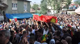 PKK'lının Cenazesi Hakkari'de Toprağa Verildi