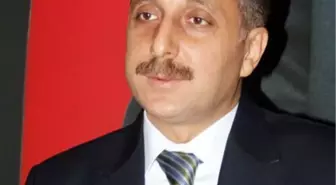 Esat Oktay'a Temsili Yargılama