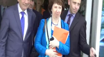 Celili ve Ashton Akşam Yemeğinde Bir Araya Geldi