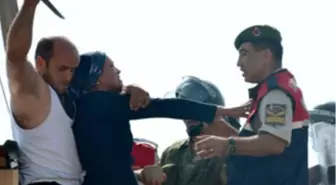 Evi Yıkmasınlar Diye!