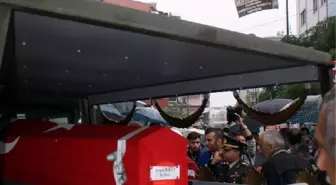 Şehit Komando Piyade Er Erhan Bulut'un Cenazesi Evine Götürüldü