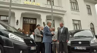 Tofaş'tan 'Sokak Çocukları Projesi'ne' 2 Minibüs