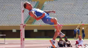 Veteranlar Hız Kesmiyor