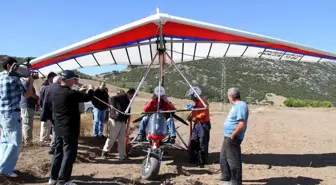 Türkiye Yamaç Paraşütü Hedef Şampiyonası Bursa'da Start Aldı