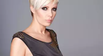 Festivalin Açılışı Ömür Gedik'le
