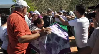 Tunceli'deki Bomba Kurbanı Acar Toprağa Verildi