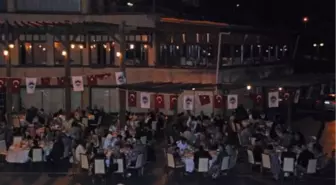 Başkan Özhaseki İtfaiye Personeline Yemek Verdi