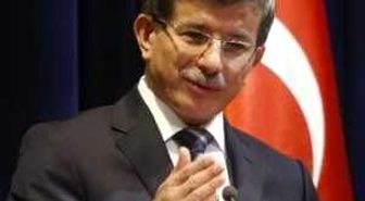 Davutoğlu BM'ye Yüklendi 1