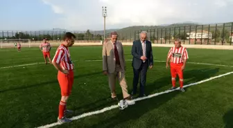 Orhaneli'ye FIFA Standartlarında Futbol Sahası