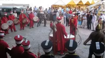 Öğrenci Yurdu Yapımına Destek Amaçlı Mehteranlı Kermes