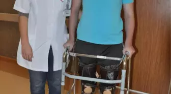 Yürümeyi Yeniden Öğreniyor