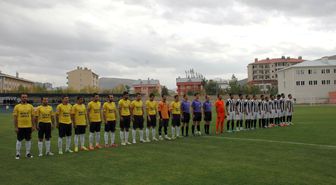 Bayburt Grup Özel İdare Gençlikspor 3 Golle 3 Puan Kazandı