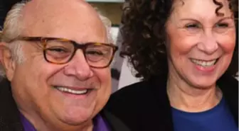 Amerikalı Aktör Danny Devito ve Rhea Perlman Boşanıyor