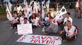 Uşak'ta CHP'ye Protesto