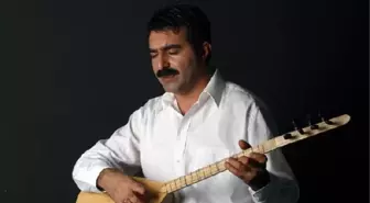 Erdal Erzincan'dan Bağlama Konçertosu