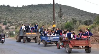 Tarım Araçlarıyla Taşımalı Eğitim