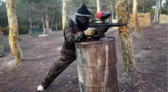 Kırmızı Beyazlıların Paintball Keyfi