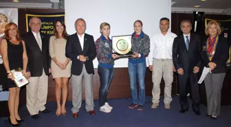Muratpaşalı Meleklere 'Meslek Hizmet Ödülü'
