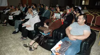 Özel Sani Konukoğlu Hastanesi'nde 'Cilt Kanseri ve Benler' Anlatıldı