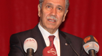 Başbakan Yardımcısı Bülent Arınç, Yerel Seçimlerini Öne Alınmasına Yönelik TBMM'de Yapılan Oylamaya...