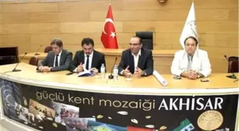 Akhisar-Gölmarmara Çevre Yolunda Çalışma