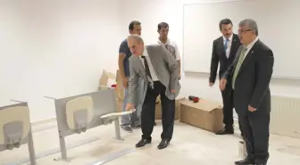 Üniversite Kendi Okulunu Kendi Yaptı