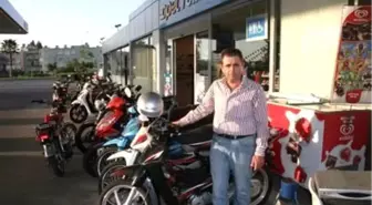Selçuk'ta Motosiklet Sürücüleri İçin Kask Takma Kampanyası İlgi Görüyor
