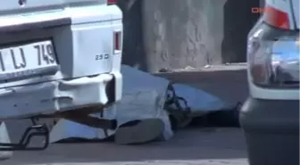 İş Görüşmesinde Sır Ölüm