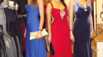 Kendi Defilelerini Kendileri Yaptılar