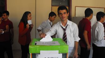 Bozyazı Lisesi'nde Okul Öğrenci Meclisi Başkanlığı Seçimi Yapıldı