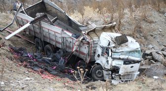 Sarıgöl'de Trafik Kazası: 3 Yaralı