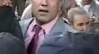 Zabıta Amiri, Eşini 17 Yerinden Bıçakladı