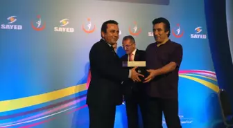 İzmir Katip Çelebi Üniversitesi (İkçü) Atatürk Eğitim ve Araştırma Hastahanesi'ne Ödül