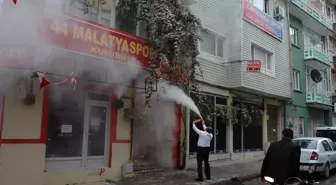 Elektrik Kablolarının Neden Olduğu Yangın Söndürüldü