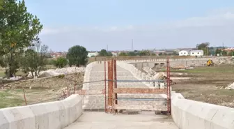 6 Yıldır Açılamayan Köprü Kurban Bayramı'na da Yetişmedi