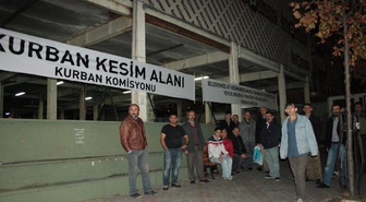 Kurbanlıklar Gece Yarısı Kesim Alanlarında