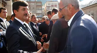 Amasya'da Bayramlaşma Kuyruğu