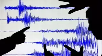 Güney İtalya 5 Şiddetinde Sallandı