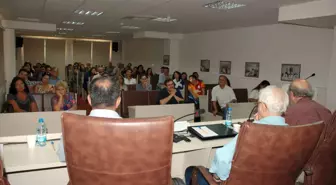 Türkiye'nin Önde Gelen Fotoğraf Sanatçıları Kuşadası Ticaret Odası'nda Fotoğraf Severlerle Buluştu