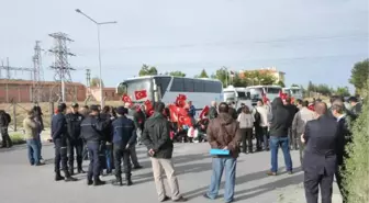 Ankara'ya Gidenleri Polis Önce Durdurdu, Sonra Bıraktı