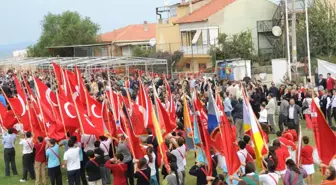 Güzelbahçe Halkı Cumhuriyet İçin Tek Yürek Oldu