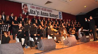 Aliağa, Atatürk'ü Sevdiği Şarkı ve Türkülerle Andı