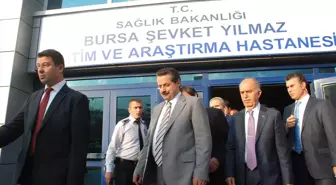 Bakan Çelik, Başından Vurulan Şahsı Hastanede Ziyaret Etti