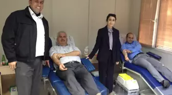 Kızılay Haftasını Kan Vererek Kutladılar