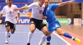 Futsal: 2012 Dünya Kupası -Şampiyonada 4 Maç Yapıldı