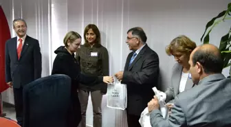 Yabancı Öğrencilerden Vali Adnan Yılmaz'a Ziyaret