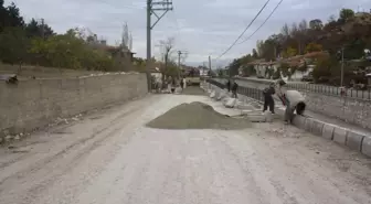 Çay Dere Mahallesinde Bordür Çalışmaları Başlatıldı