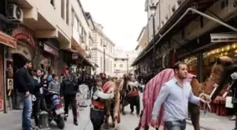 Gaziantep'ten Deve Kervanı Geçti