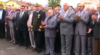 Z.ereğli ) Kömürü Bulan Uzun Mehmet Anıldı Zonguldak'ın Ereğli İlçesi'nde, Taş Kömürünü Bulan Uzun...